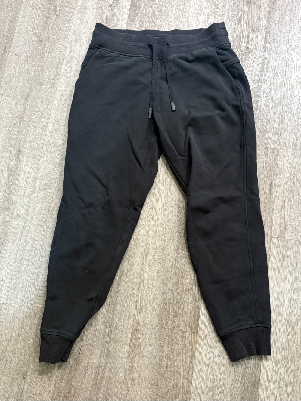 lululemon joggers